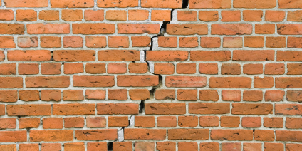 Cracks in walls picture